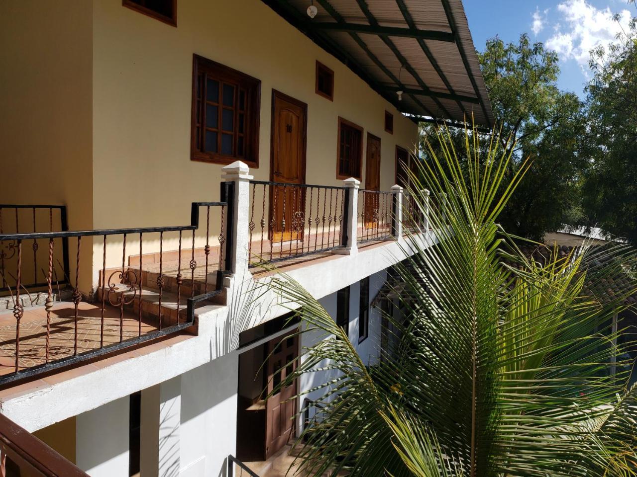 Hostal Casa Vieja 马塔加尔帕 外观 照片