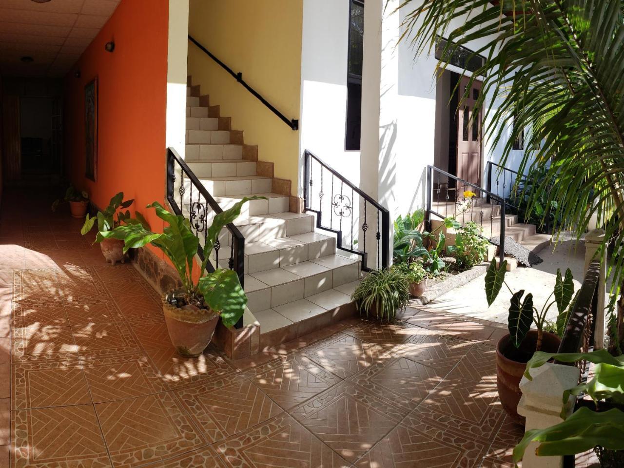 Hostal Casa Vieja 马塔加尔帕 外观 照片