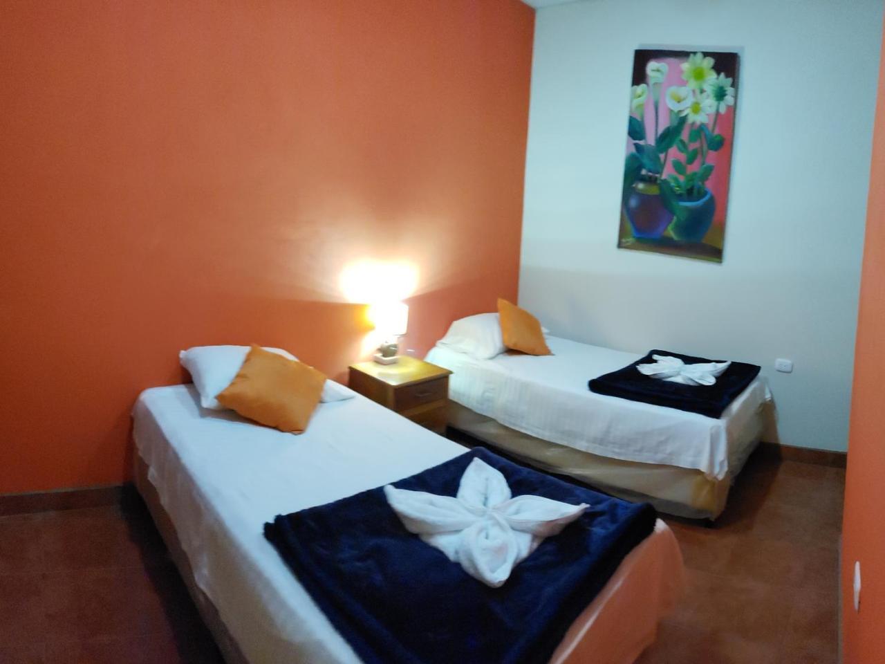 Hostal Casa Vieja 马塔加尔帕 外观 照片